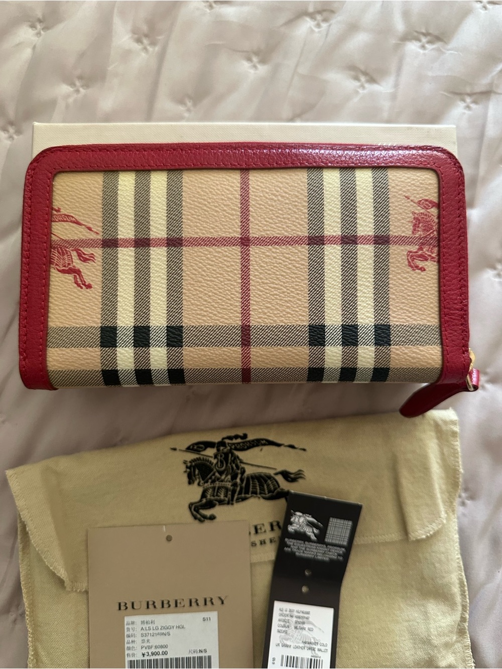 Burberry Haymarket Granny Leather Large Zippy Wallet, Military Red Trim, NWB - Picture 2 of 8